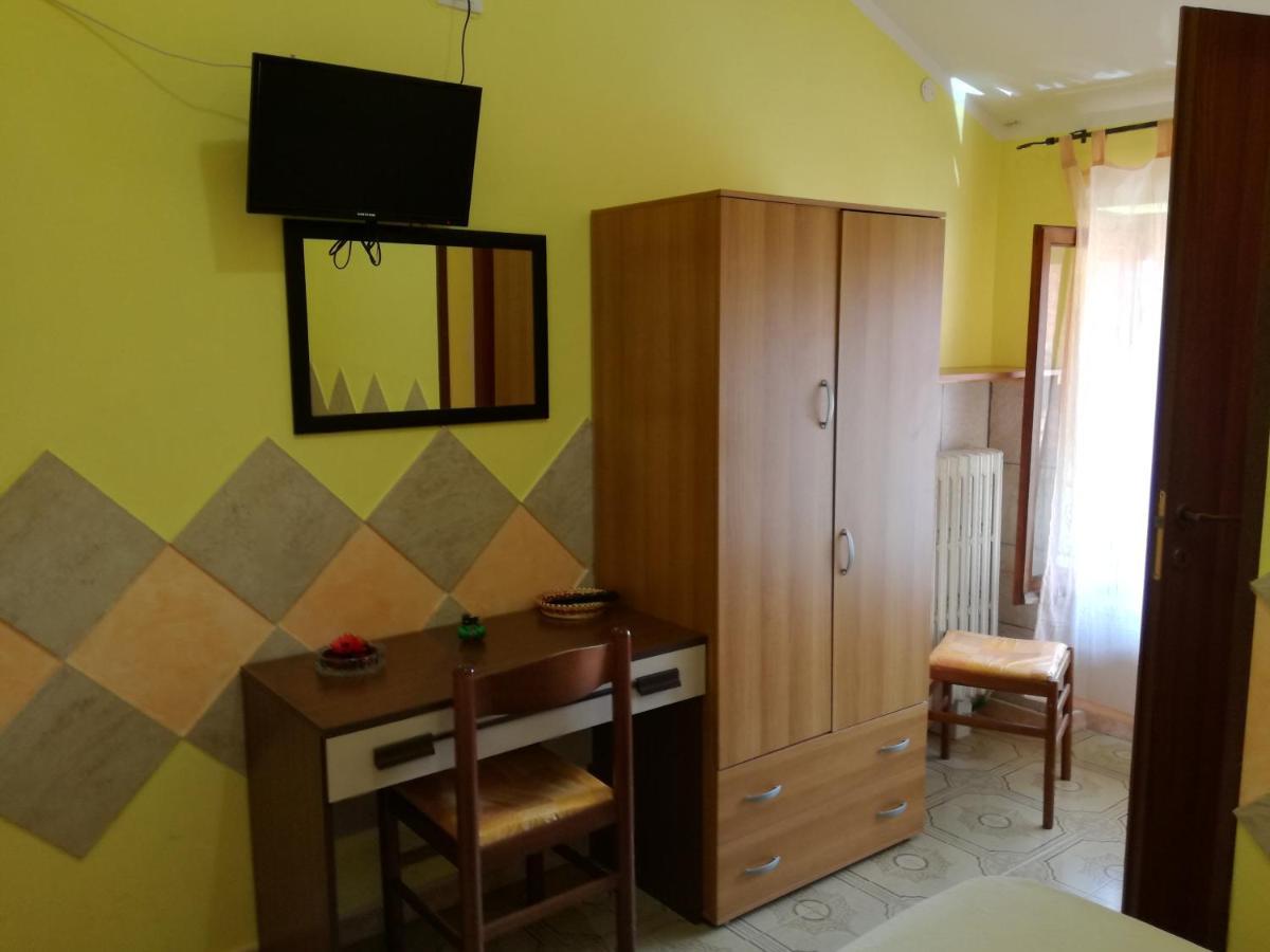 Albergo Al Castello Millesimo Екстериор снимка